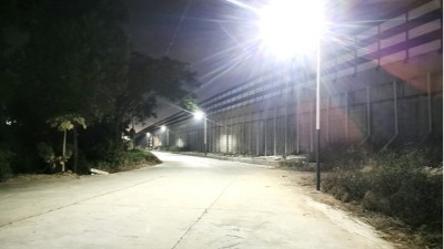 太阳能路灯引领绿色照明新潮流